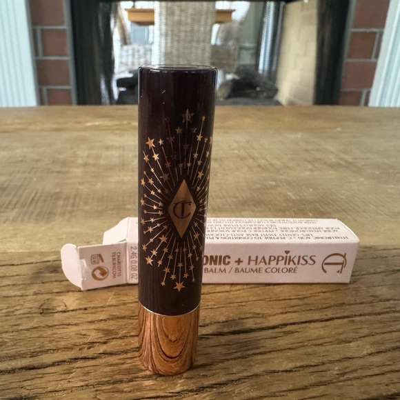 NEW IN BOX Charlotte Tilbury Hyaluronic Hapikiss Cokor Balm ~ Crystal Happikiss - Picture 10 of 13